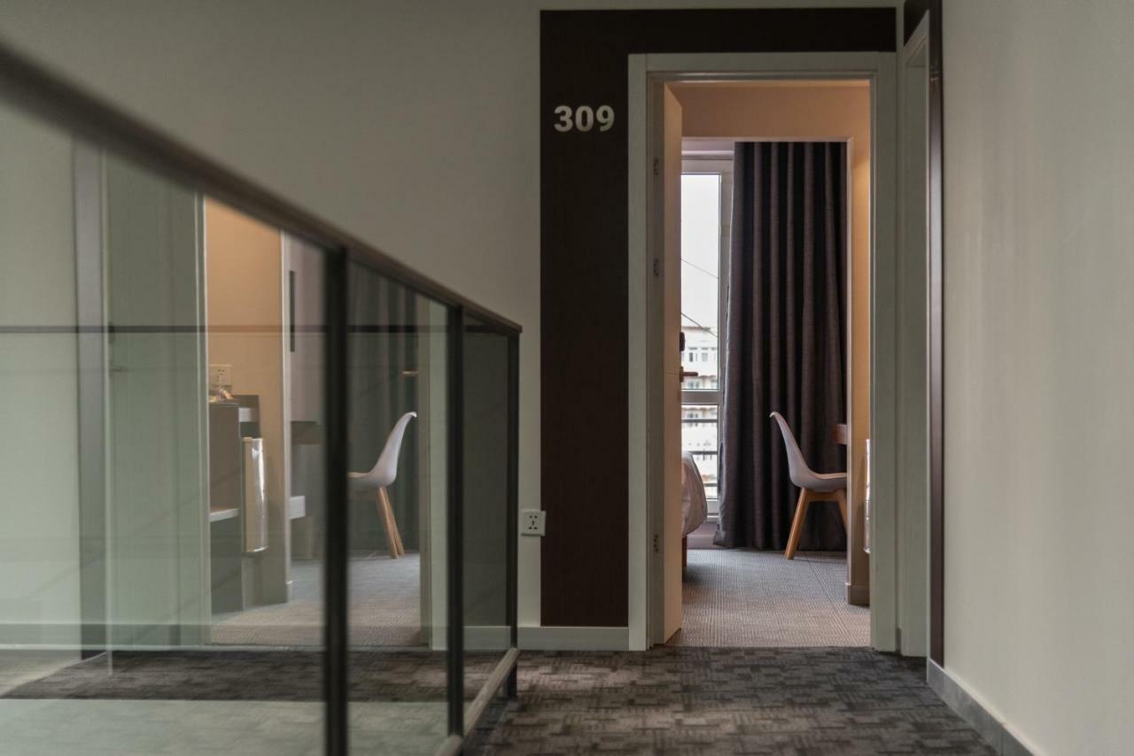 Edelweiss Art Hotel Уланбатар Екстериор снимка